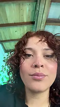 Snapshot of LiraSonnett chatting on 12-16-25, 09:09 LiraSonnett online show from 12-16-25, 09:09