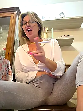 Melody73 online show from 11-29-25, 09:56