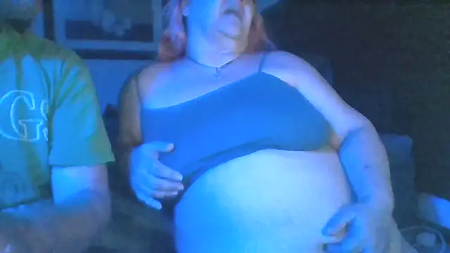 Snapshot of SpnzTnT chatting on 10-07-25, 03:25 SpnzTnT online show from 10-07-25, 03:25