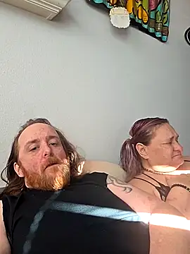 Snapshot of SpnzTnT chatting on 02-06-26, 09:29 SpnzTnT online show from 02-06-26, 09:29