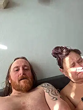 Snapshot of SpnzTnT chatting on 02-07-26, 10:02 SpnzTnT online show from 02-07-26, 10:02