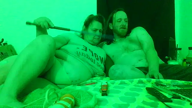 Snapshot of SpnzTnT chatting on 03-14-26, 04:18 SpnzTnT online show from 03-14-26, 04:18