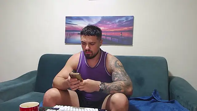 Tiberius hunk online show from 11-30-25, 10:19