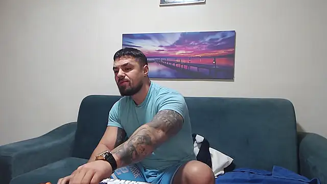 Tiberius hunk online show from 12-05-25, 06:33