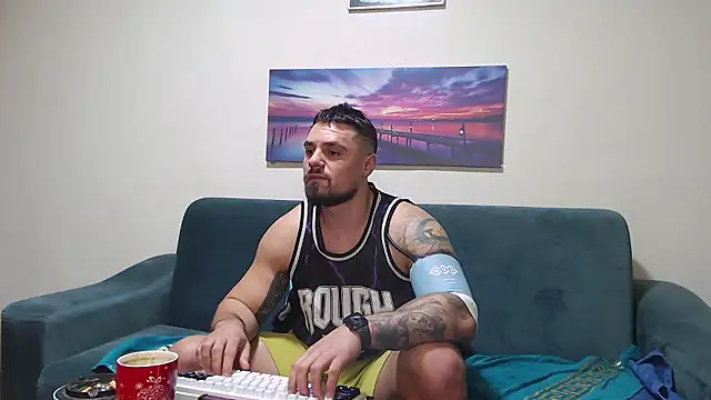 Tiberius hunk online show from 01-09-26, 07:55