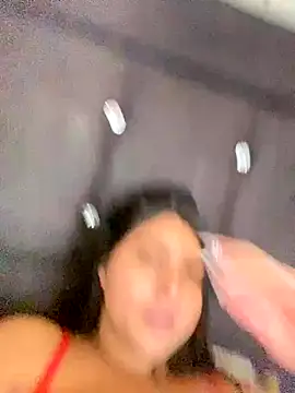 Snapshot of mayteziinhaa chatting on 10-28-25, 01:03 mayteziinhaa online show from 10-28-25, 01:03