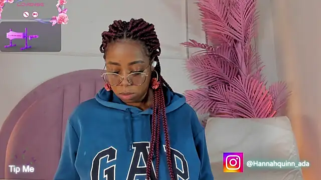 Hanaahquinn online show from 04-17-26, 11:46