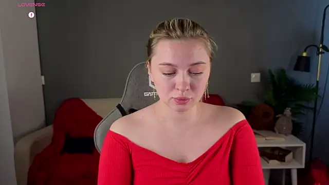 christie luv online show from 03-03-26, 01:06