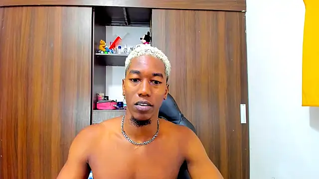 Dreamastercum  online show from 10-13-25, 01:22