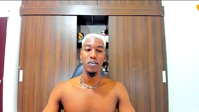 Dreamastercum  online show from 12-19-25, 08:16