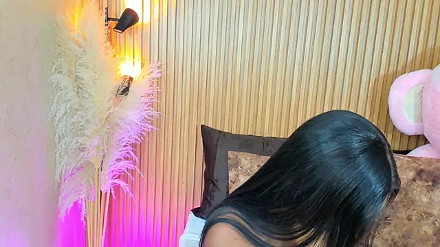 AlexiaAbbey online show from 11-20-25, 07:13