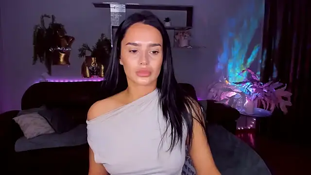 DanaSincere online show from 04-28-26, 03:44