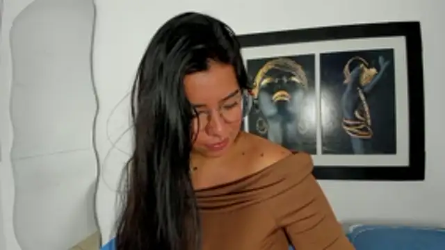 emilyy cooperr online show from 01-16-26, 12:09