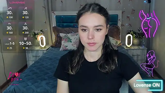 Snapshot of EmelyMason chatting on 05-16-26, 05:04 EmelyMason online show from 05-16-26, 05:04