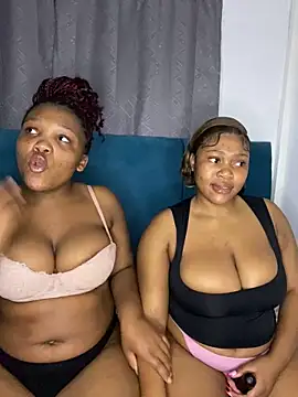 Snapshot of Beyoncex05 chatting on 09-13-25, 09:58 Beyoncex05 online show from 09-13-25, 09:58