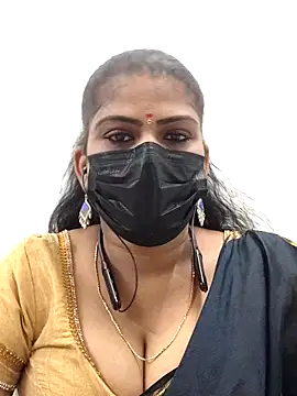 Snapshot of ashmitha chatting on 03-11-25, 01:56 ashmitha online show from 03-11-25, 01:56