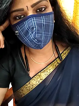 Snapshot of ashmitha chatting on 09-09-25, 04:17 ashmitha online show from 09-09-25, 04:17