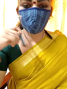 Snapshot of ashmitha chatting on 09-10-25, 05:07 ashmitha online show from 09-10-25, 05:07