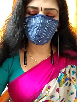 Snapshot of ashmitha chatting on 09-11-25, 03:50 ashmitha online show from 09-11-25, 03:50