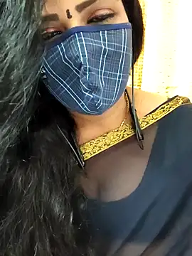 Snapshot of ashmitha chatting on 09-11-25, 04:18 ashmitha online show from 09-11-25, 04:18