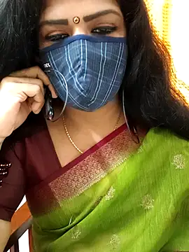 Snapshot of ashmitha chatting on 09-30-25, 06:51 ashmitha online show from 09-30-25, 06:51