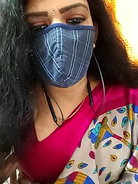 Snapshot of ashmitha chatting on 10-05-25, 08:23 ashmitha online show from 10-05-25, 08:23