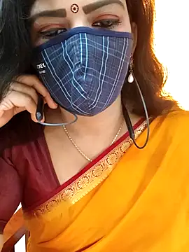 Snapshot of ashmitha chatting on 10-10-25, 04:00 ashmitha online show from 10-10-25, 04:00