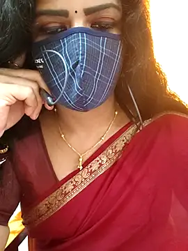 Snapshot of ashmitha chatting on 10-16-25, 06:25 ashmitha online show from 10-16-25, 06:25