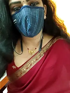 Snapshot of ashmitha chatting on 12-05-25, 04:10 ashmitha online show from 12-05-25, 04:10