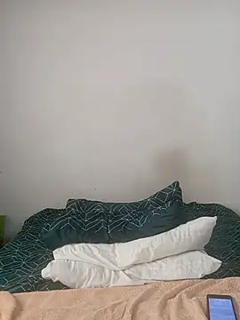 Missvixen81 online show from 07-06-26, 01:41