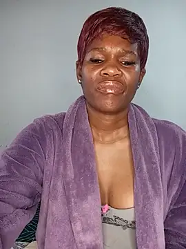 Missvixen81 online show from 07-20-26, 08:28