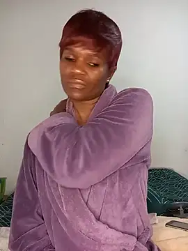 Missvixen81 online show from 07-23-26, 05:38