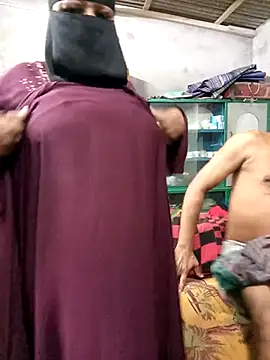 Snapshot of Pakhi_Couple_69 chatting on 10-26-25, 06:03 Pakhi Couple 69 online show from 10-26-25, 06:03