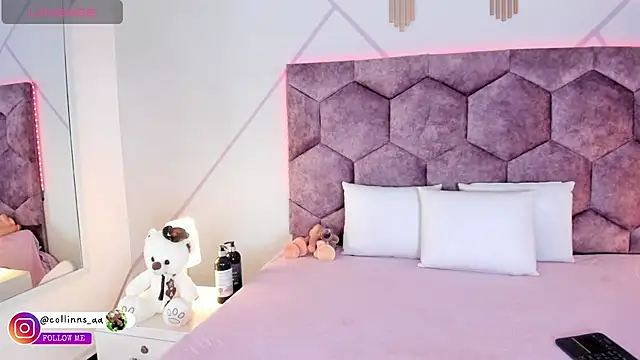 Snapshot of aurora_collinss_ chatting on 01-19-26, 12:42 aurora collinss online show from 01-19-26, 12:42