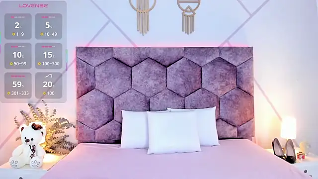 Snapshot of aurora_collinss_ chatting on 02-04-26, 12:22 aurora collinss online show from 02-04-26, 12:22