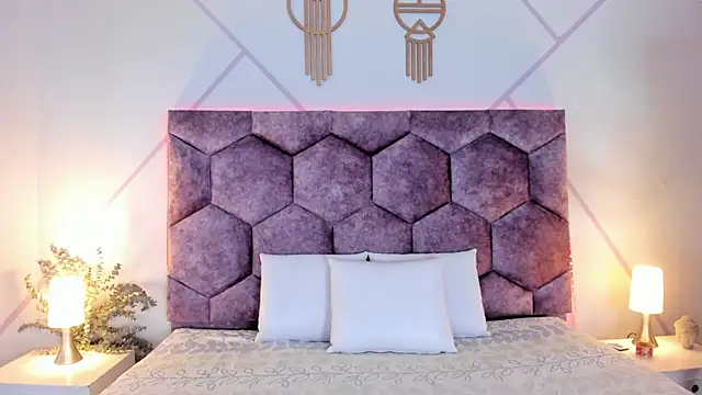 Snapshot of aurora_collinss_ chatting on 02-17-26, 12:45 aurora collinss online show from 02-17-26, 12:45