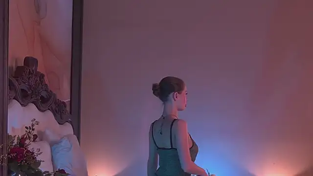 Snapshot of Amanda_River chatting on 11-05-25, 07:03 Amanda River online show from 11-05-25, 07:03