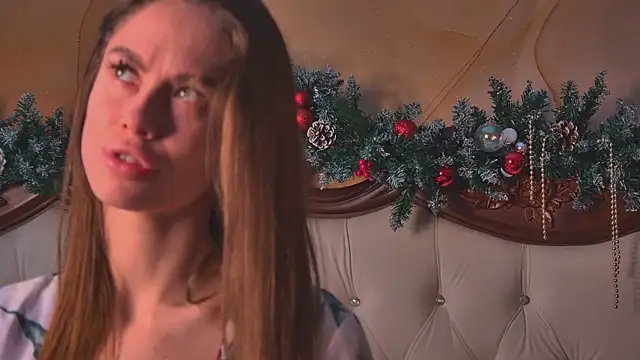 Snapshot of Amanda_River chatting on 12-19-25, 08:05 Amanda River online show from 12-19-25, 08:05