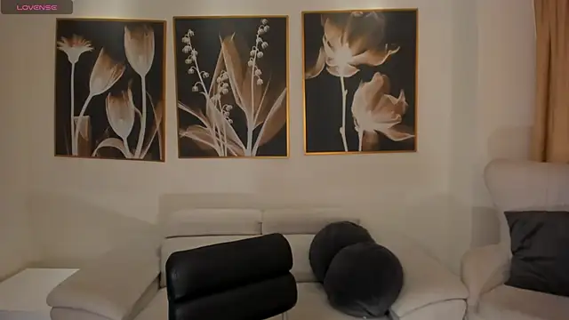 Snapshot of MaddisonCollins chatting on 01-09-26, 08:54 MaddisonCollins online show from 01-09-26, 08:54