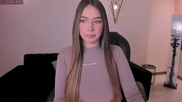 Snapshot of MaddisonCollins chatting on 01-17-26, 11:59 MaddisonCollins online show from 01-17-26, 11:59