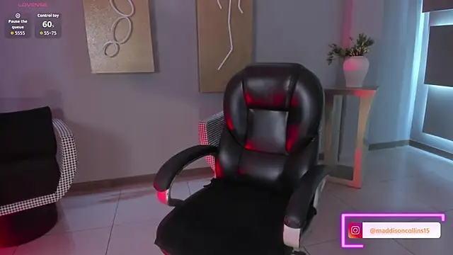 Snapshot of MaddisonCollins chatting on 02-04-26, 11:16 MaddisonCollins online show from 02-04-26, 11:16