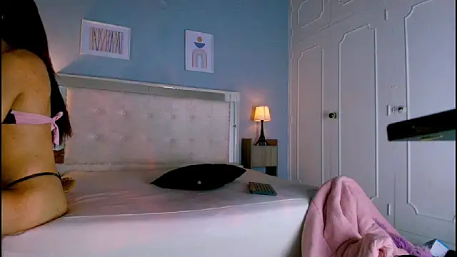 Emily Castillo 1 online show from 03-22-25, 04:24