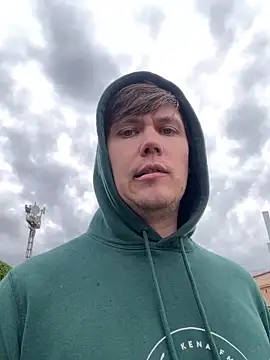 Snapshot of SteelViper chatting on 03-06-25, 04:07 SteelViper online show from 03-06-25, 04:07