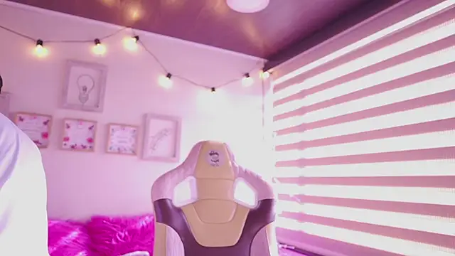 tommy blue online show from 04-27-26, 12:36