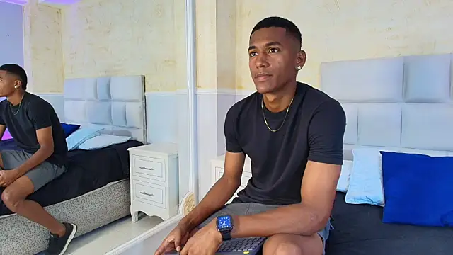 Snapshot of LexiAndDeker chatting on 10-03-25, 05:10 LexiAndDeker online show from 10-03-25, 05:10