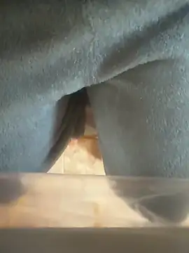 Snapshot of ategurl192 chatting on 12-23-25, 08:12 ategurl192 online show from 12-23-25, 08:12