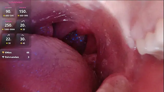 Snapshot of honey113 chatting on 11-13-25, 12:26 honey113 online show from 11-13-25, 12:26