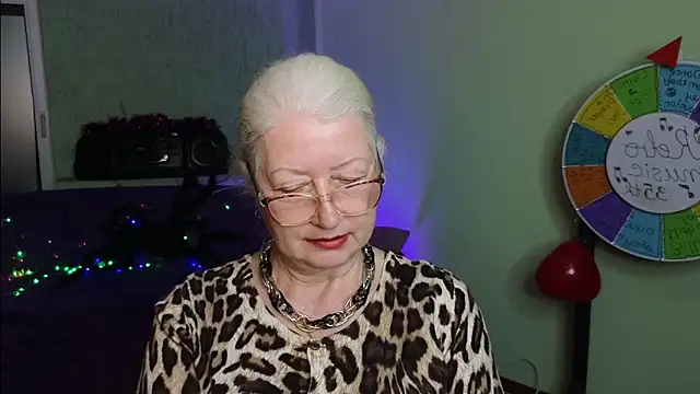 Maya Mayflower online show from 03-04-25, 03:15