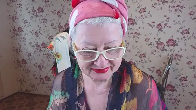 Maya Mayflower online show from 10-16-25, 04:02