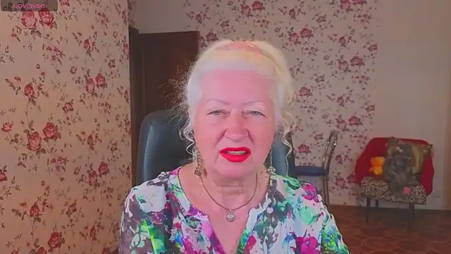 Maya Mayflower online show from 06-14-26, 03:19